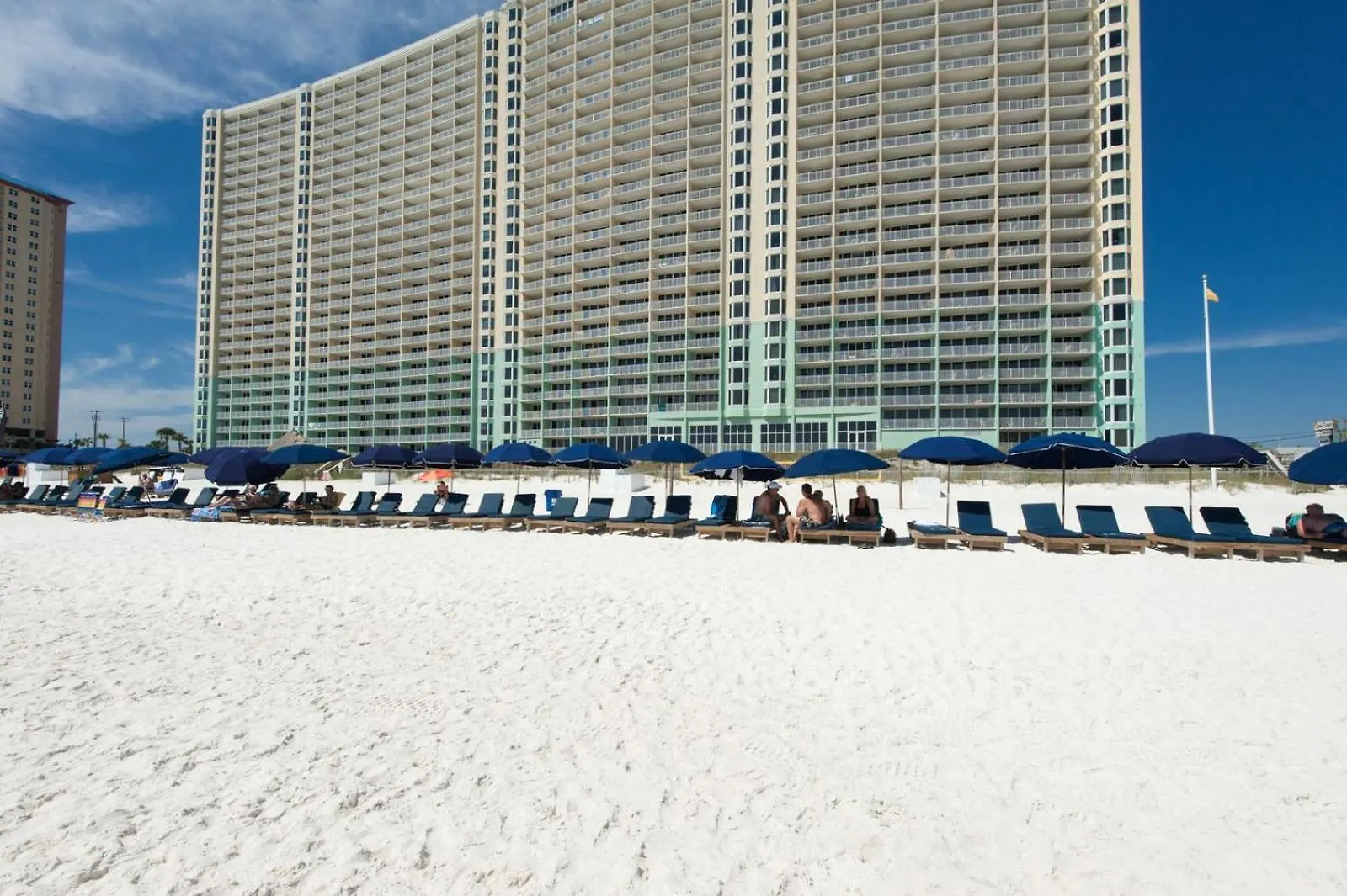 Emerald Beach Resort 2235 بنما سيتي بيتش