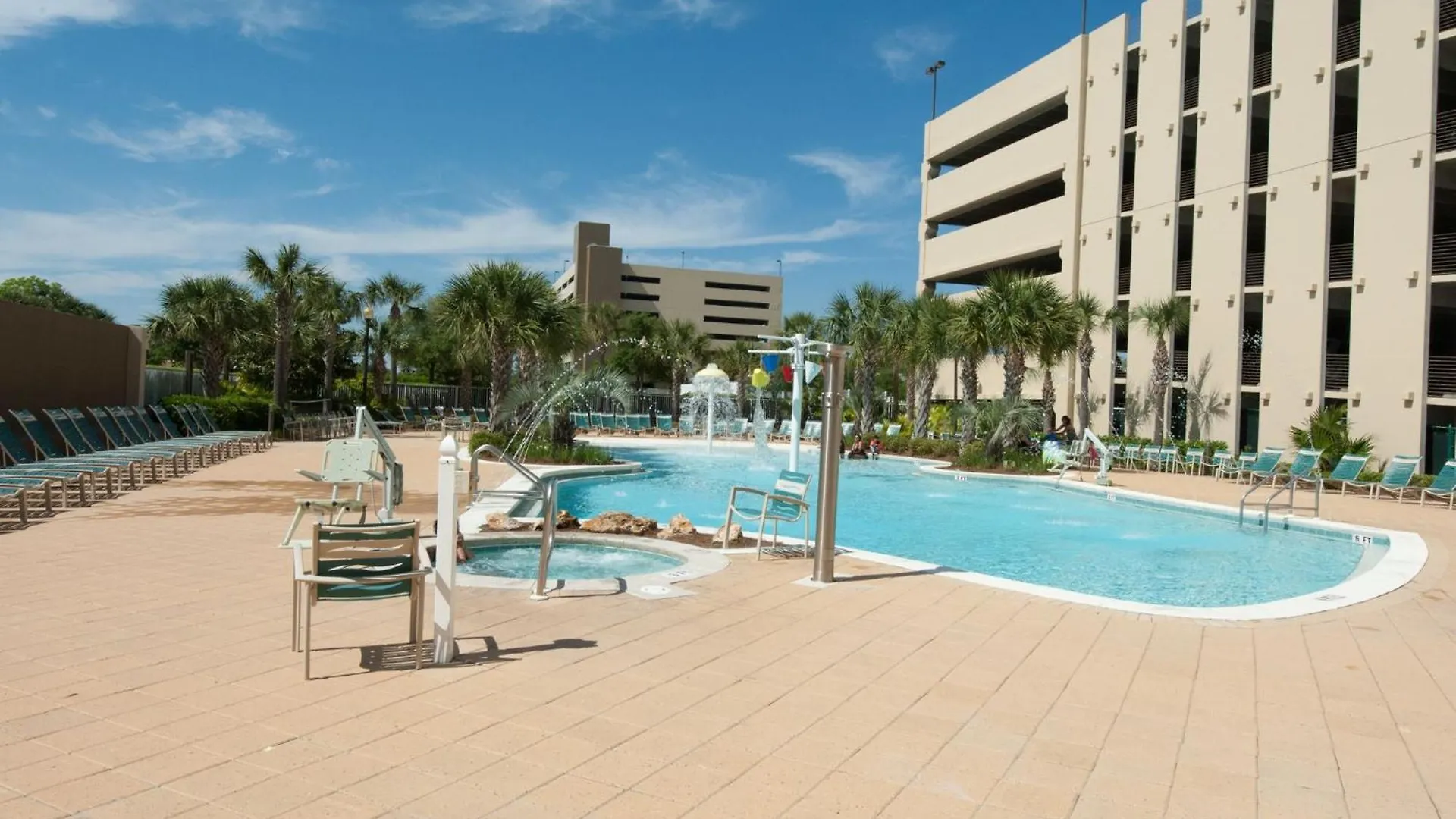 Emerald Beach Resort 2235 파나마 시티